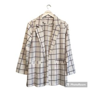 Womens Open black & White blazer/over coat | Size Small